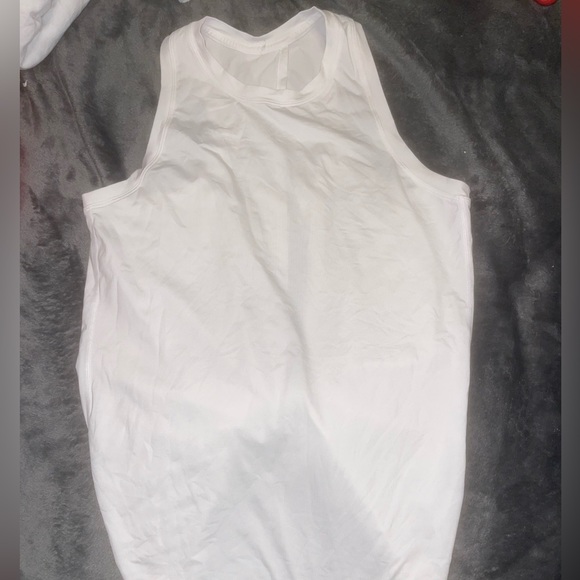 White lulu lemon tie back tank top - Picture 2 of 3